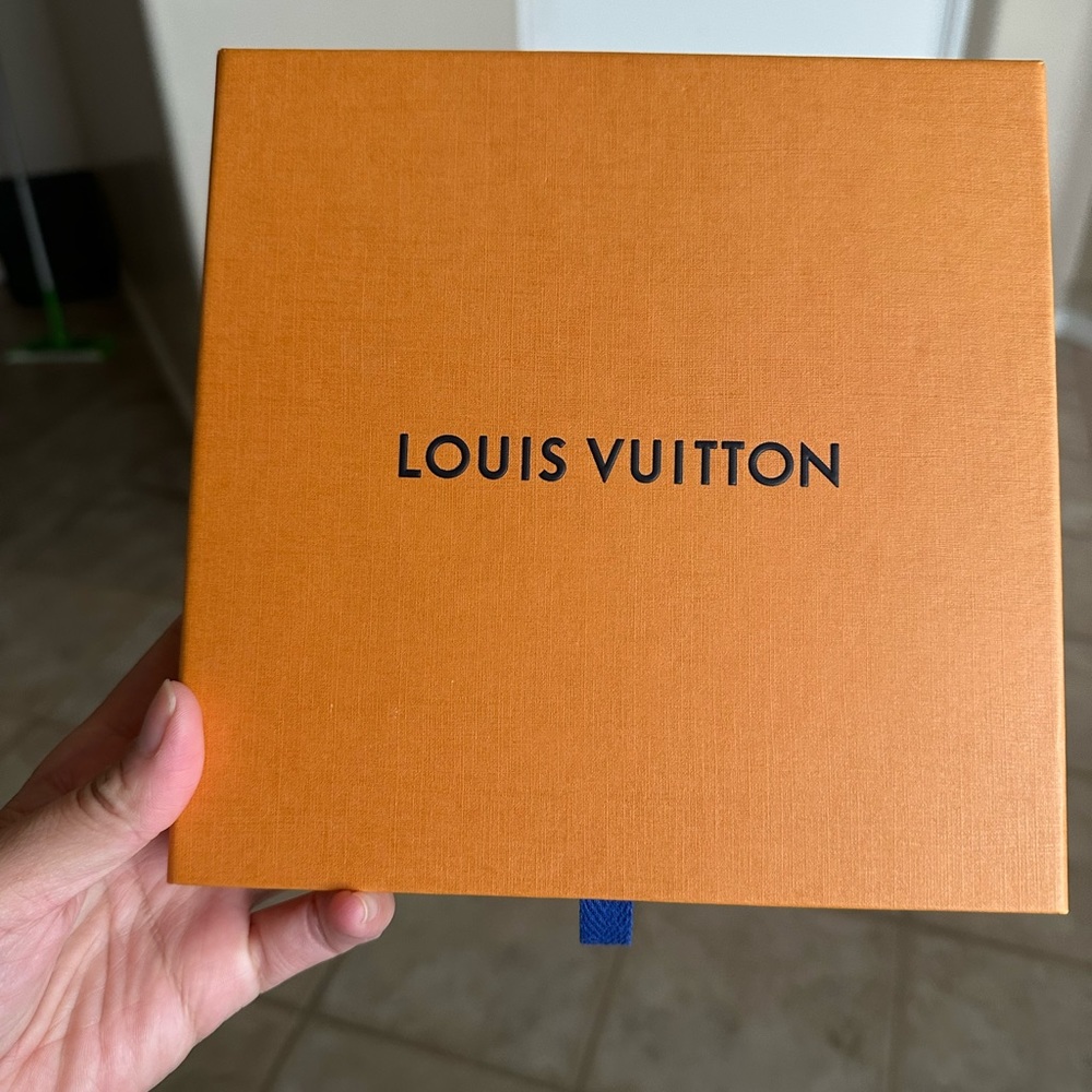 Louis Vuitton gift box NEW